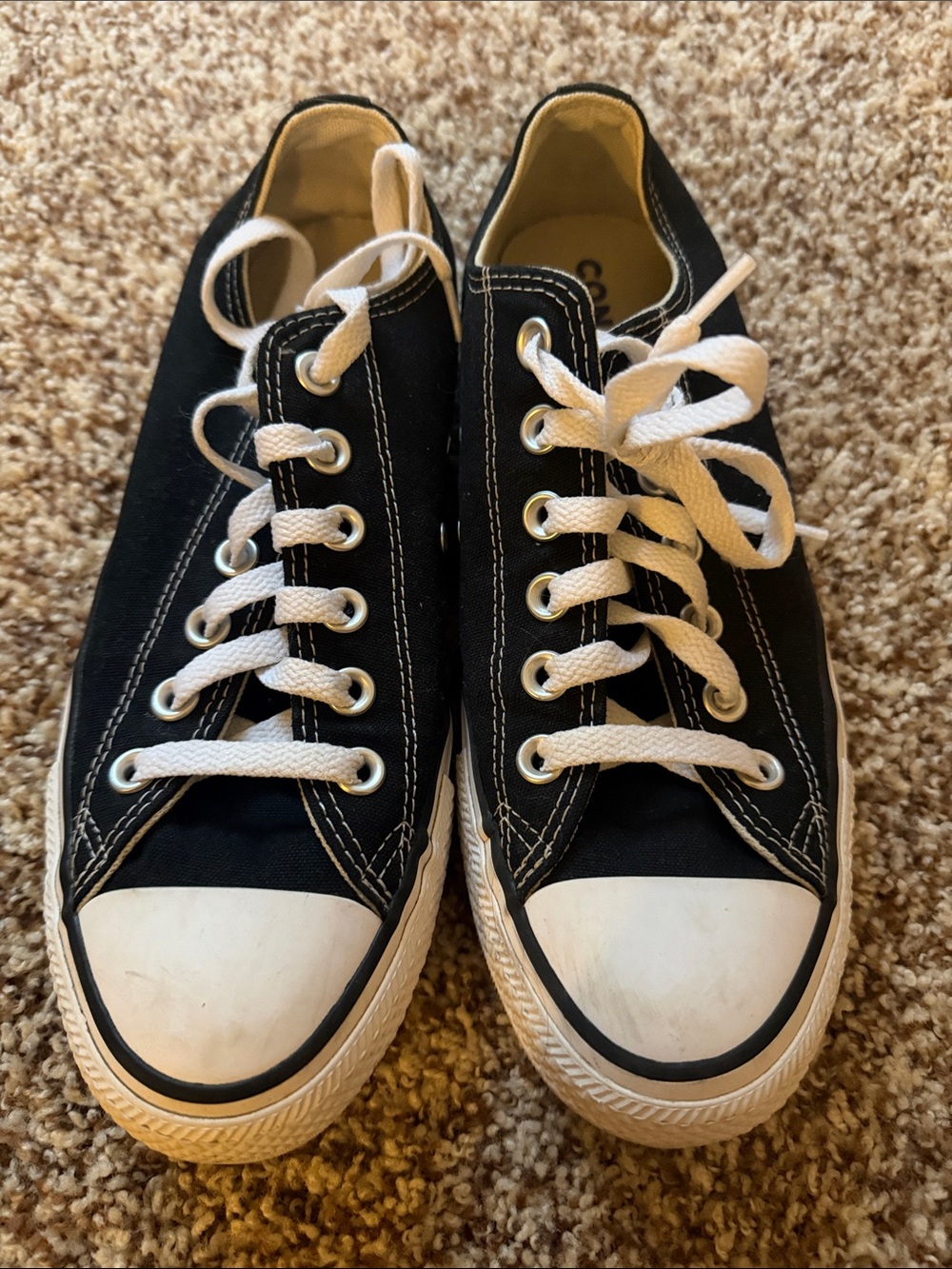 Converse Chuck Taylor All Star Low Tops size 8 women